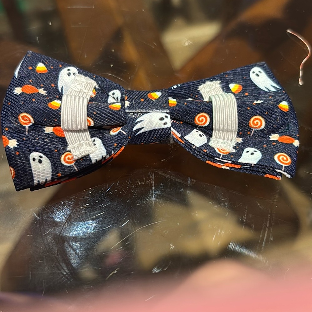 Dog or cat bow tie - Picture 3 of 3